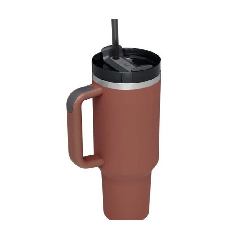 Große, auslaufsichere Vakuum-Edelstahl-Isolier-Strohhalm-Tasse.