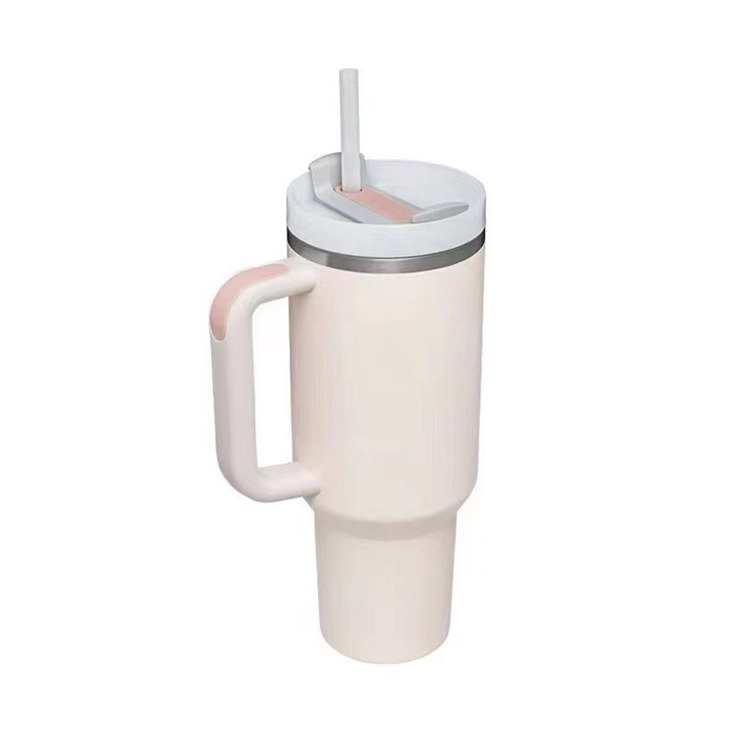 Große, auslaufsichere Vakuum-Edelstahl-Isolier-Strohhalm-Tasse.