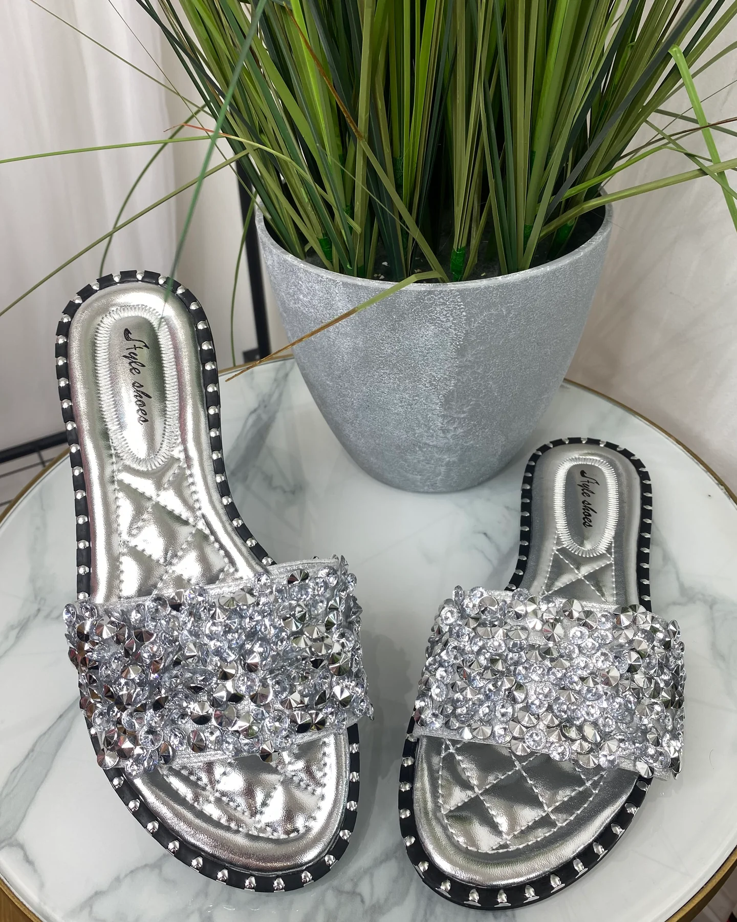 Sparkle Sequin Slidder