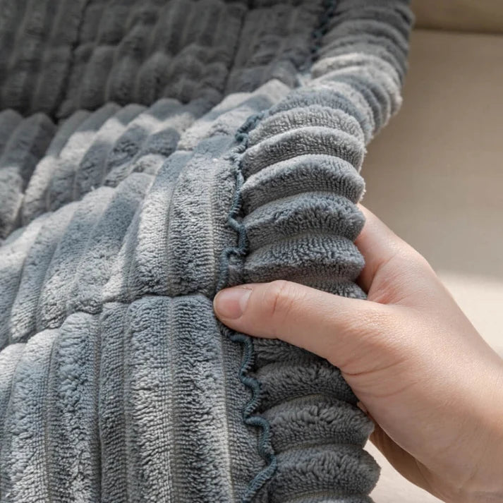 Plush Quilted Non-Slip Pet Sofa Protector Cover