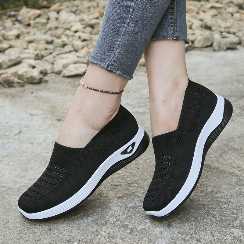 💐50% OFF ! Breathable Summer Shoes – Trendy & Ultra-Light Slip-Ons 🌞🌊