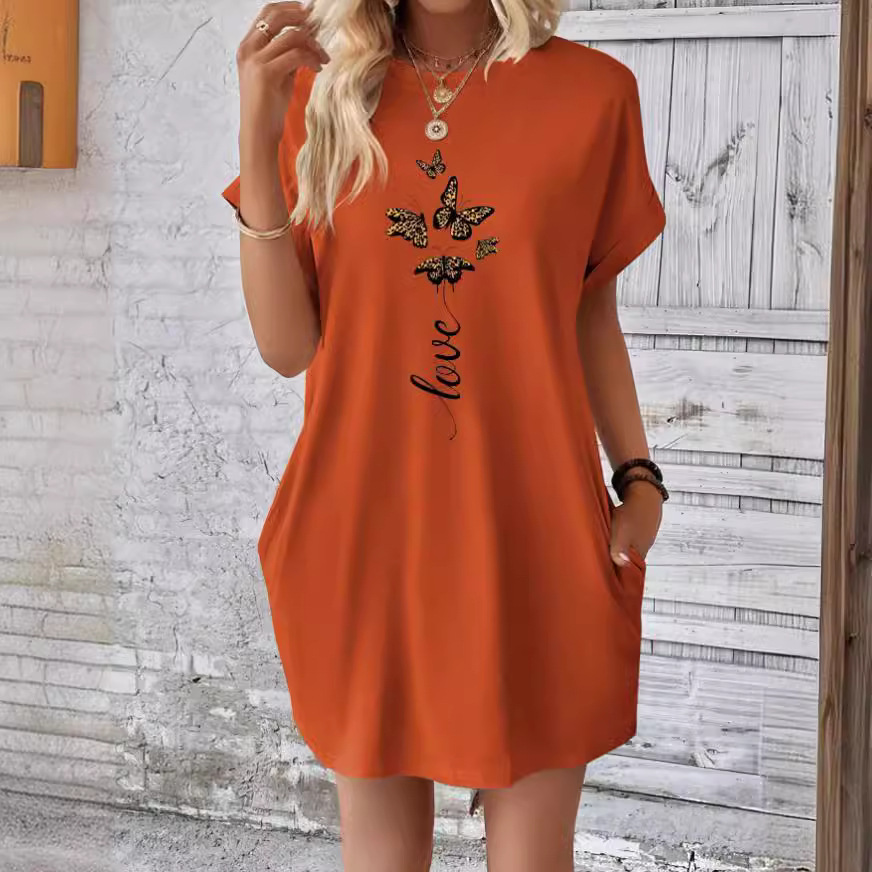 Sukienka T-shirt z monogramem i rękawami w kształcie skrzydeł nietoperza