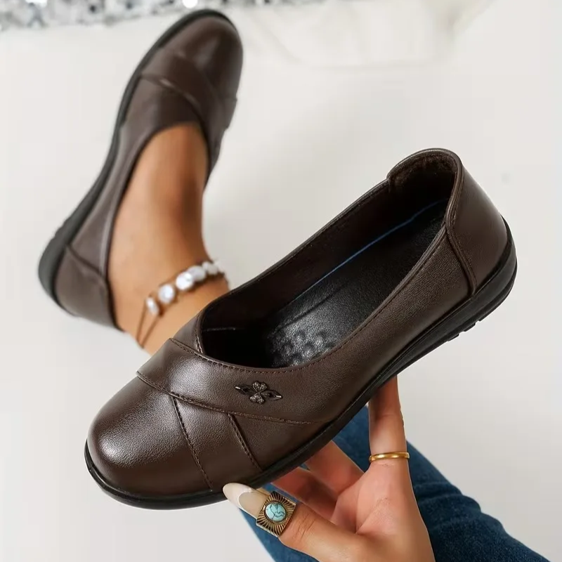 🔥Promocja ostatniego dnia – 50% zniżki - Damskie skórzane buty ortopedyczne w stylu retro z metalowym emblematem