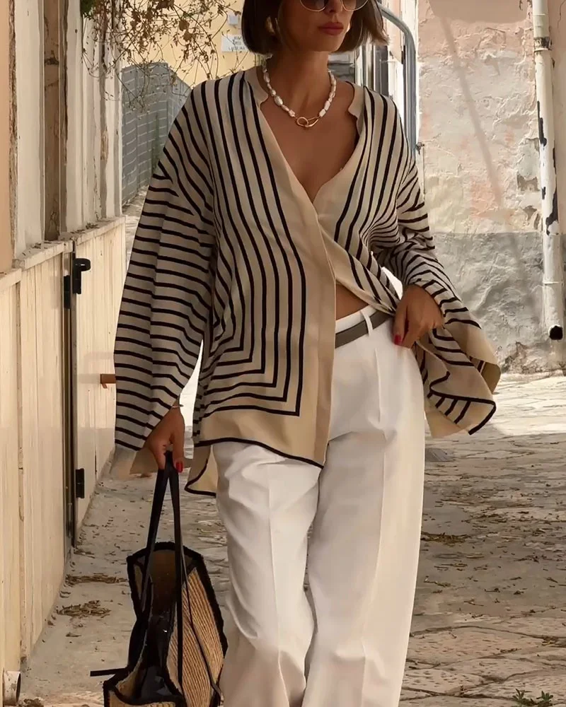 Striped slit casual shirt