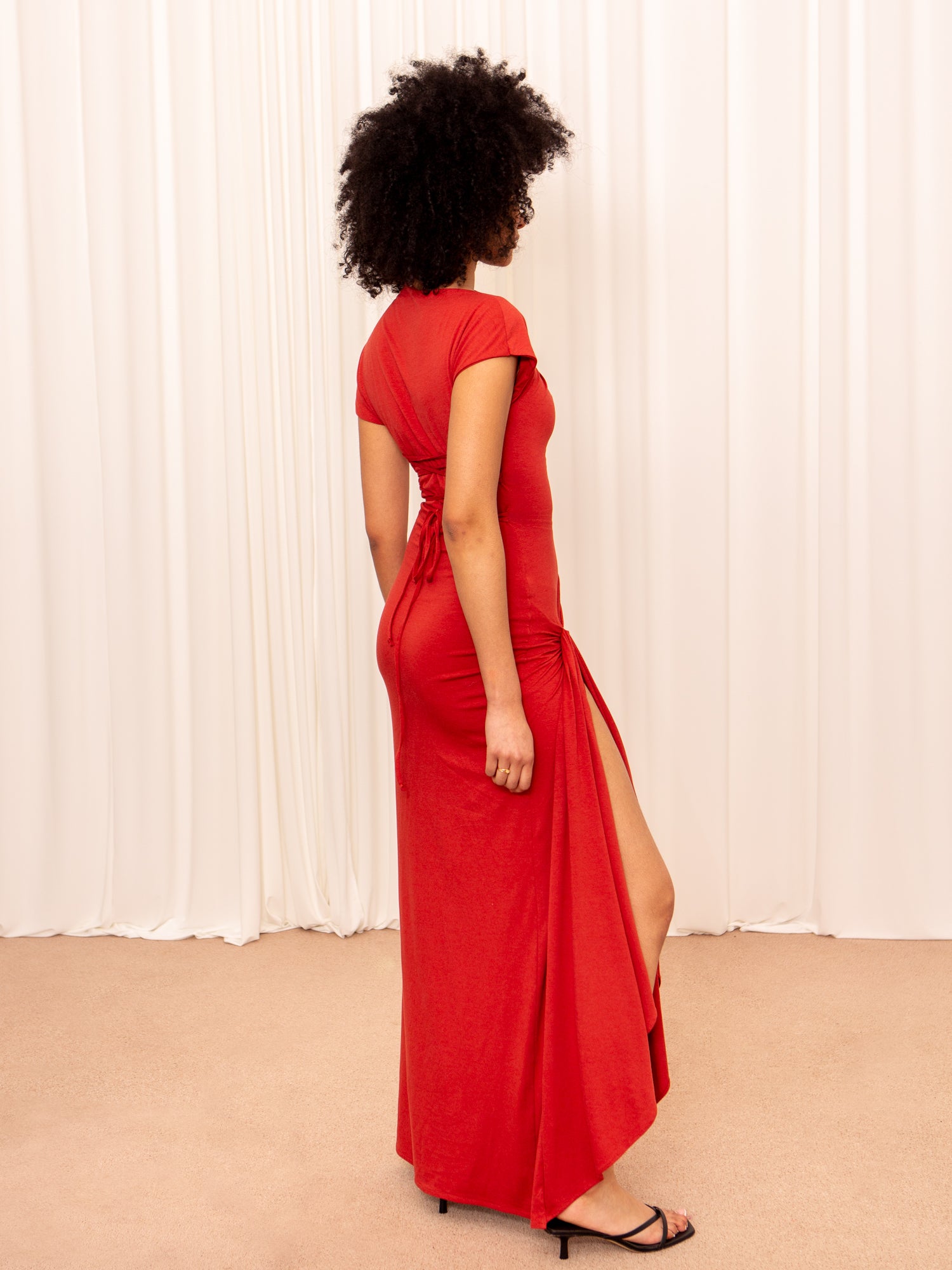 Elegant Strappy Maxi Dress