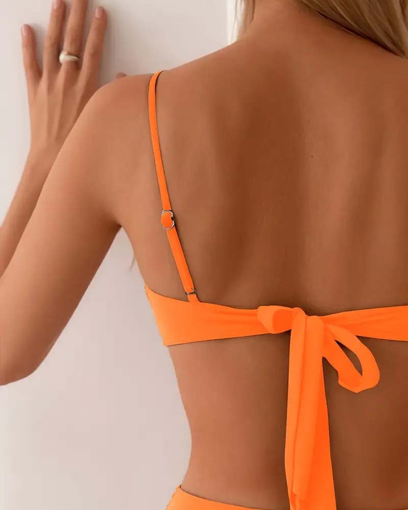 Seksowne, modne dwuczęściowe bikini