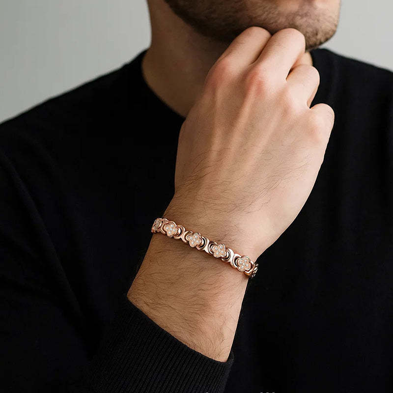 Elegant Rose Gold Clover Magnetic Bracelet - Stylish & Luxurious Copper Chain for Women