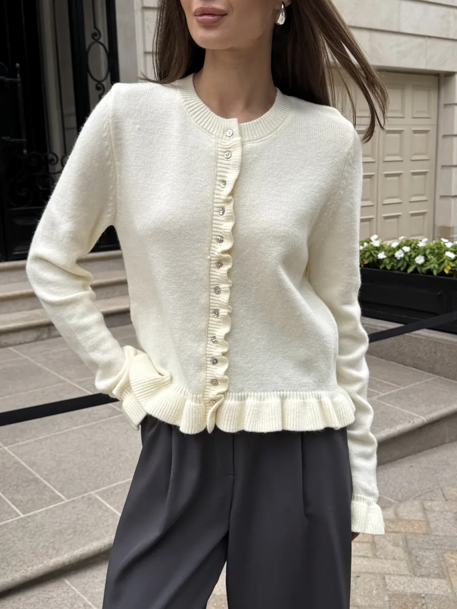 Women's Vintage Fashion Round-neck Long-sleeve Cardigan