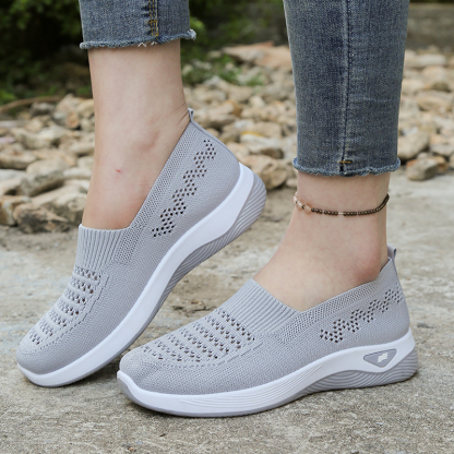💐50% OFF ! Breathable Summer Shoes – Trendy & Ultra-Light Slip-Ons 🌞🌊