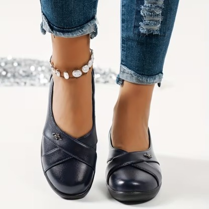 🔥Promocja ostatniego dnia – 50% zniżki - Damskie skórzane buty ortopedyczne w stylu retro z metalowym emblematem