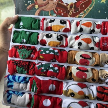 🧦24 pary skarpetek świątecznych Kalendarz adwentowy Świąteczne skarpetki