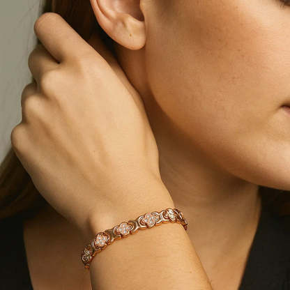 Elegant Rose Gold Clover Magnetic Bracelet - Stylish & Luxurious Copper Chain for Women
