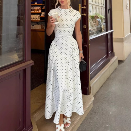 Round neck sleeveless waist tie and elegant polka dot dress