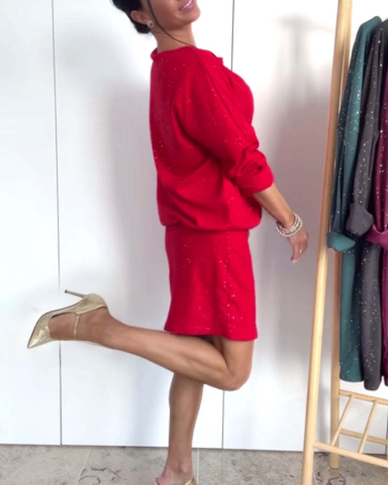 Sukienka z okrągłym dekoltem i delikatnym brokatem