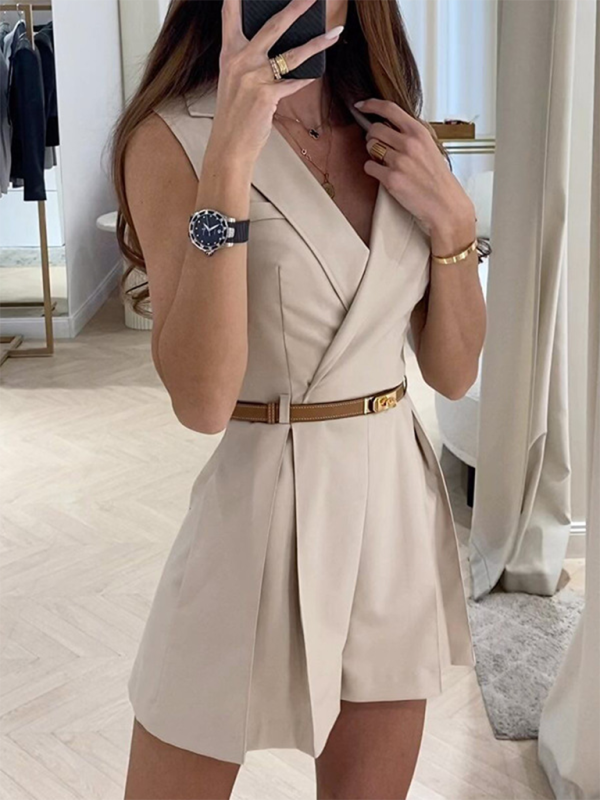 Women's Sleeveless V-Neck Pleated Jumpsuit