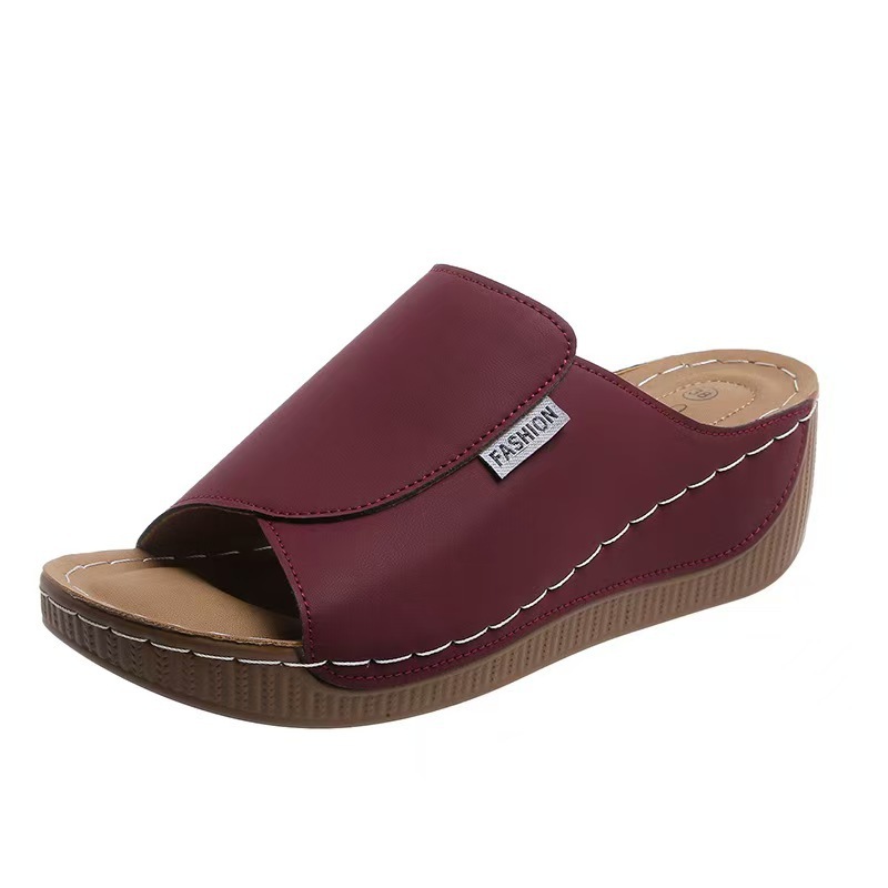 Women's simple and fashionable thick-soled sandals