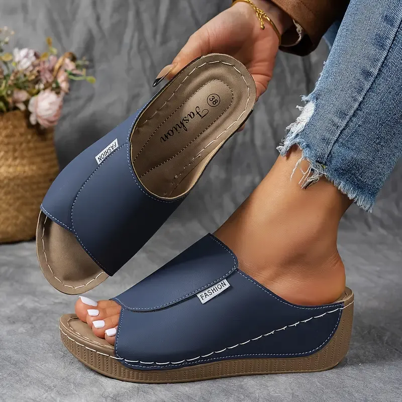 Women's simple and fashionable thick-soled sandals