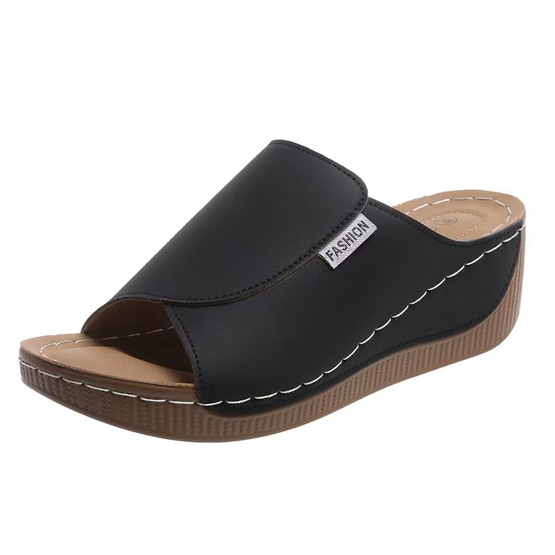 Women's simple and fashionable thick-soled sandals