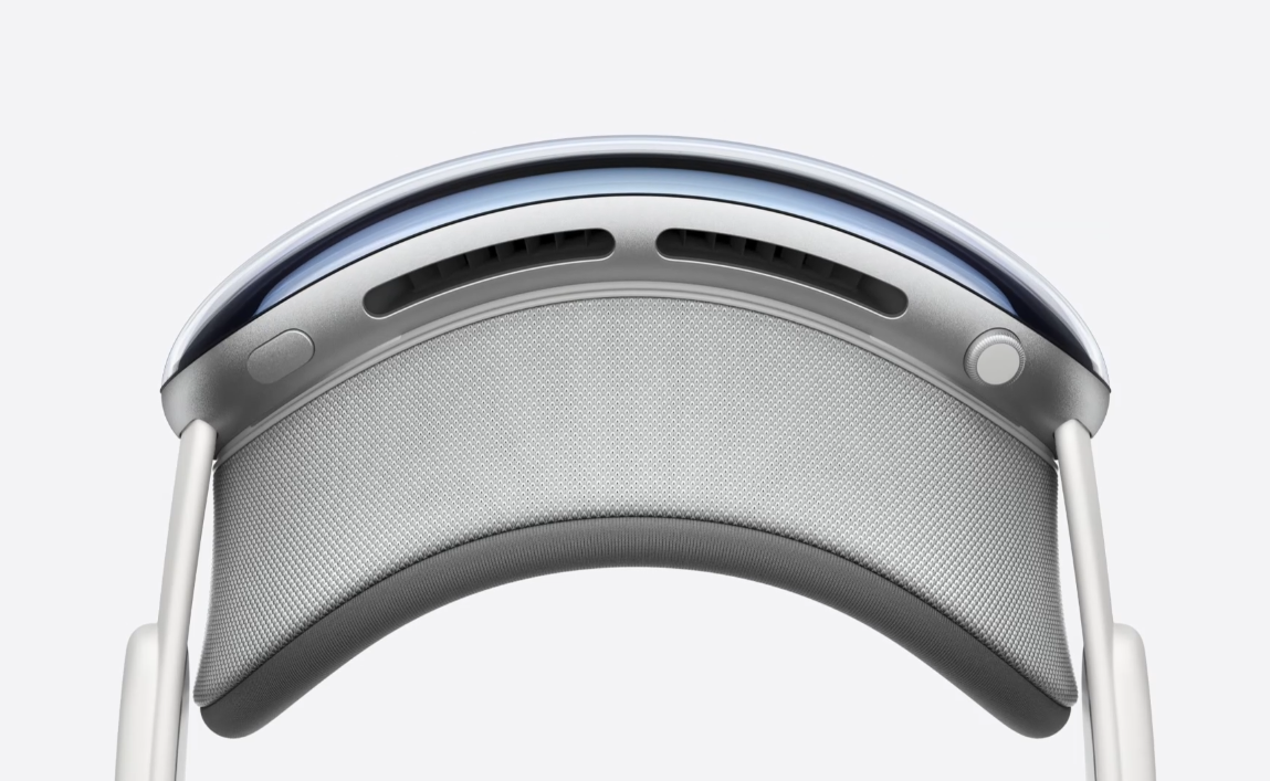Apple Vision Pro｜Spatial computing device｜M2+R1 dual-core｜23 million pixels｜micro-OLED｜Eye-hand interaction｜Spatial audio
