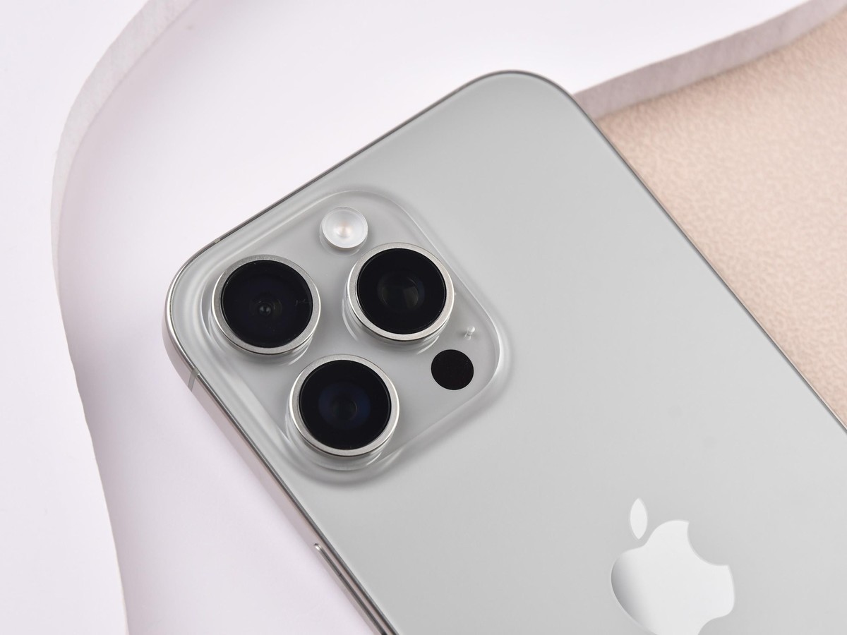 Apple iPhone 16 Pro/16 Pro Max new 5G phone