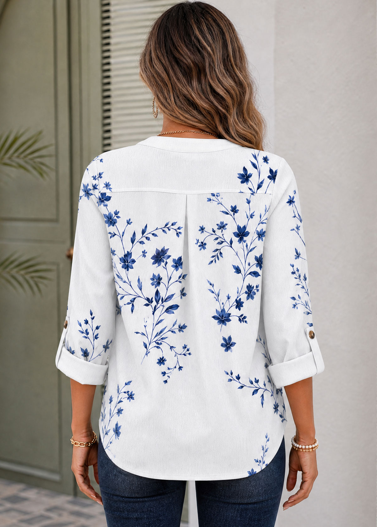 Blue Floral Print V Neck Roll‑Up 3/4 Sleeve Blouse