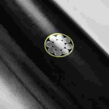 Nejnovější sada japonských třídílných nožů Yaxell Ypsilon SG2 z roku 2024