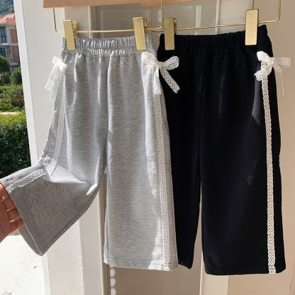 Pantaloni larghi con fiocco per bambina - image 2