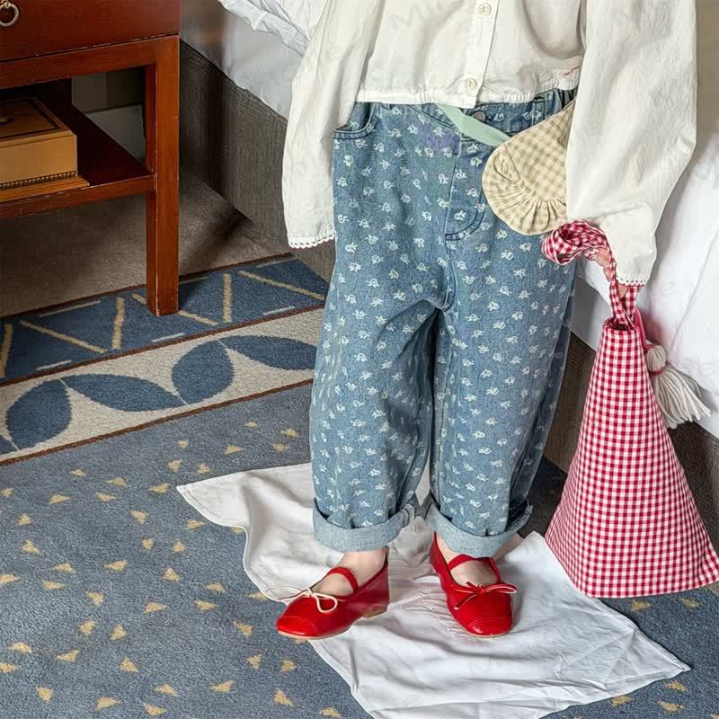 Pantaloni in denim a fiori per neonati e bambini - image 4