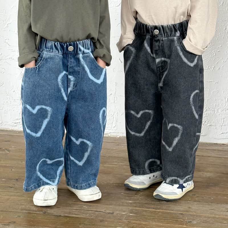 Pantaloni larghi in denim con cuore adorabile per bambini - image 4