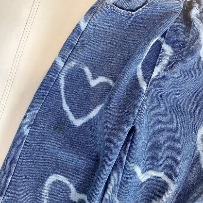Pantaloni larghi in denim con cuore adorabile per bambini - image 19