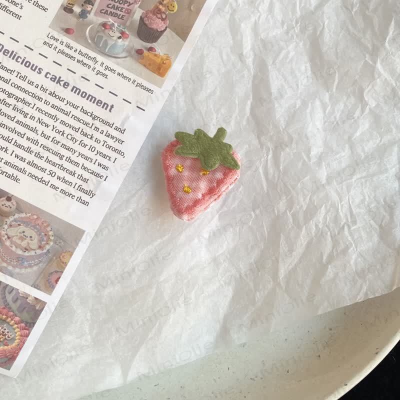 Fermagli per capelli rosa a forma di frutta a quadri per bambini - Fragola - image 7