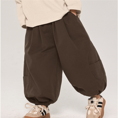Pantaloni da jogging larghi per bambini piccoli, con design semplice - image 3