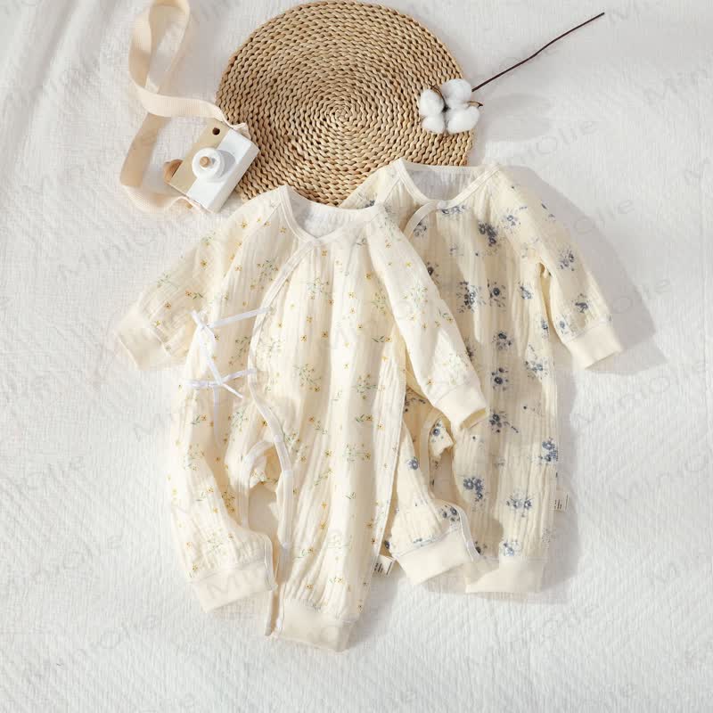 Tutina kimono beige con motivo orchidea e margherita per bambina - image 3