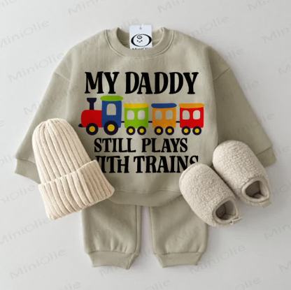 IL MIO PAPÀ/NONNO GIOCA ANCORA CON I TRENI Set da 2 pezzi grigio verde per neonati - Granddaddy - 2-3T - image 1