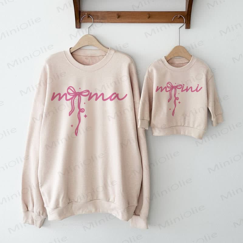 Felpa per la famiglia MAMA/MINI con fiocco rosa e beige - Beige - Felpa per adulti: XL - image 1