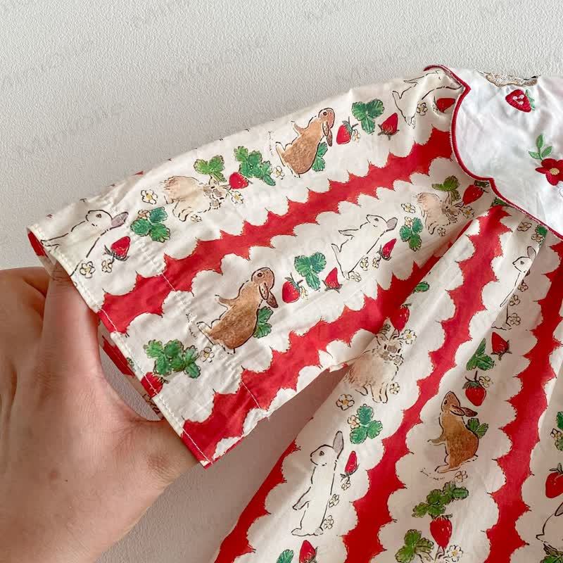 Vestito a fiori di fragola con coniglietto per bambina - image 9