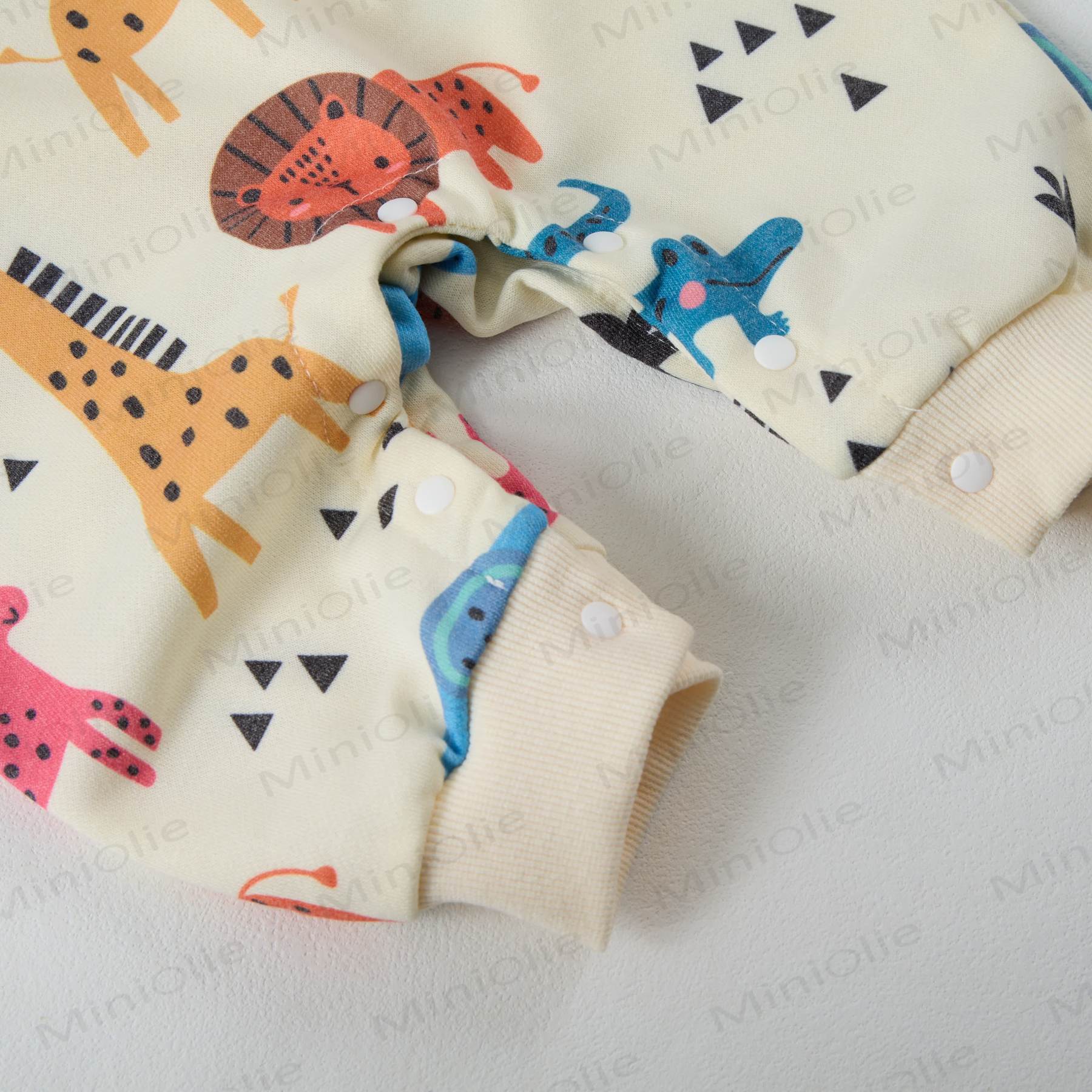 Tutina beige del regno animale dei cartoni animati per bambini - image 4