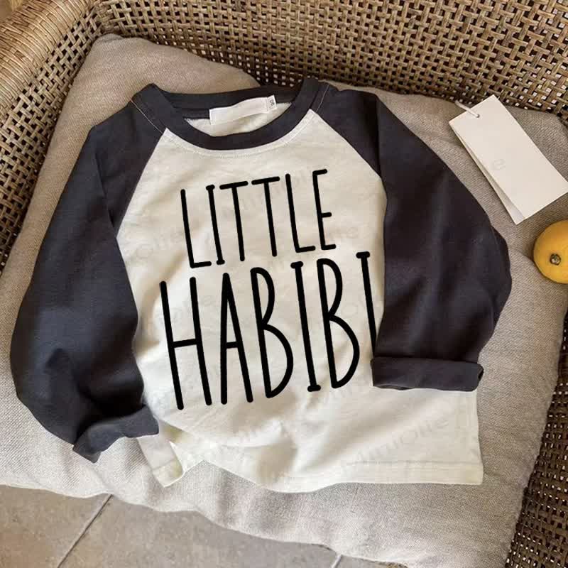 LITTLE HABIBI Maglietta raglan grigio scuro per neonati - Grigio scuro - 2-3T - image 1