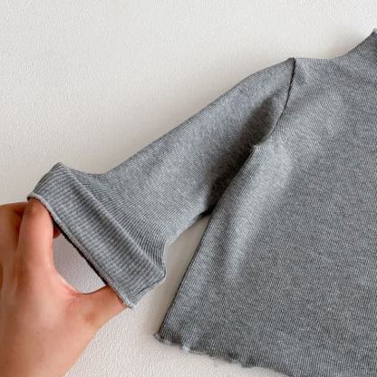 Set da 3 pezzi con fiocco grigio a pois per bambina - image 15