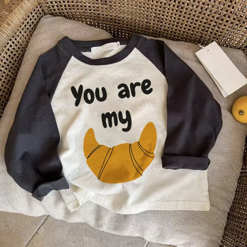T-shirt raglan grigio scuro con scritta "You Are My Baby Croissant" - Grigio scuro - 2-3T - image 1