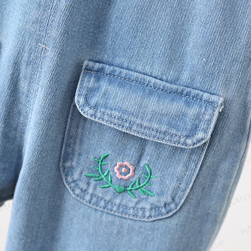 Salopette in denim con fiori per bambina - image 5