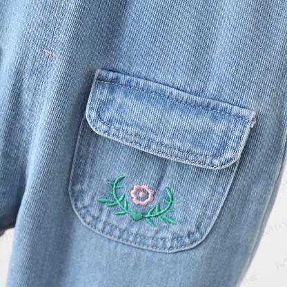 Salopette in denim con fiori per bambina - image 5