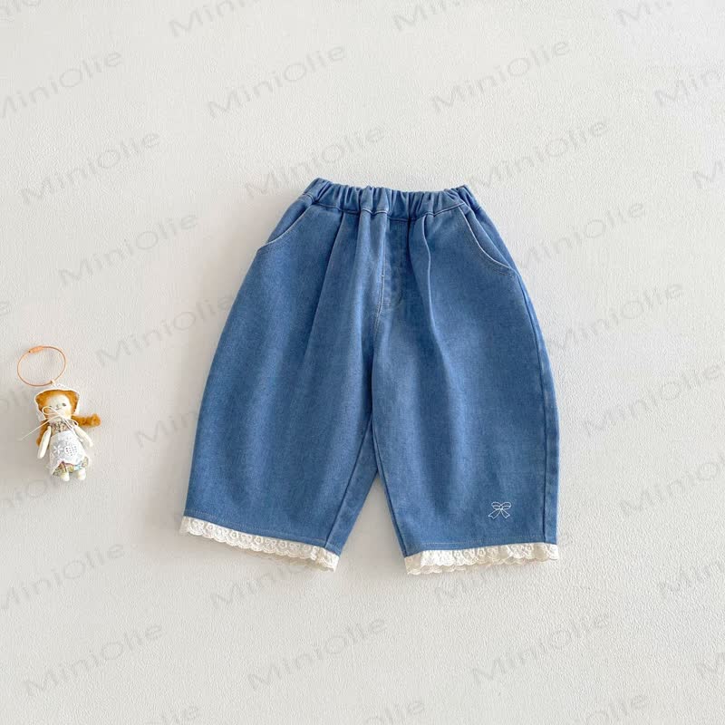 Top con fiori bianchi per bambina/pantaloni con fiocco in denim blu - Pantaloni blu - 5-7T - image 3