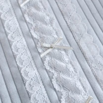 Maglietta con fiocco in pizzo a coste per bambina - image 6