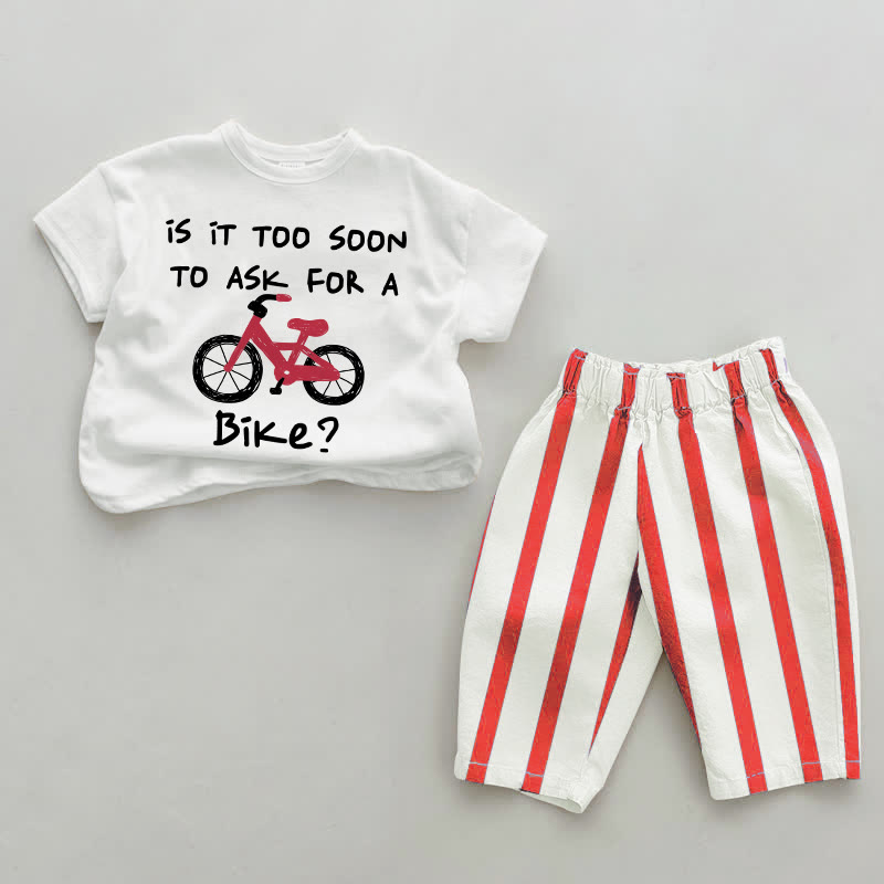 È TROPPO PRESTO PER CHIEDERE UNA BICICLETTA? Completo da 2 pezzi a righe verticali rosse per neonati e bambini piccoli - Bianco e Rosso - 4-5T - image 1