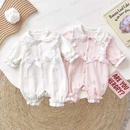 Tutina in pizzo con fiocco per neonato, tinta unita - image 1