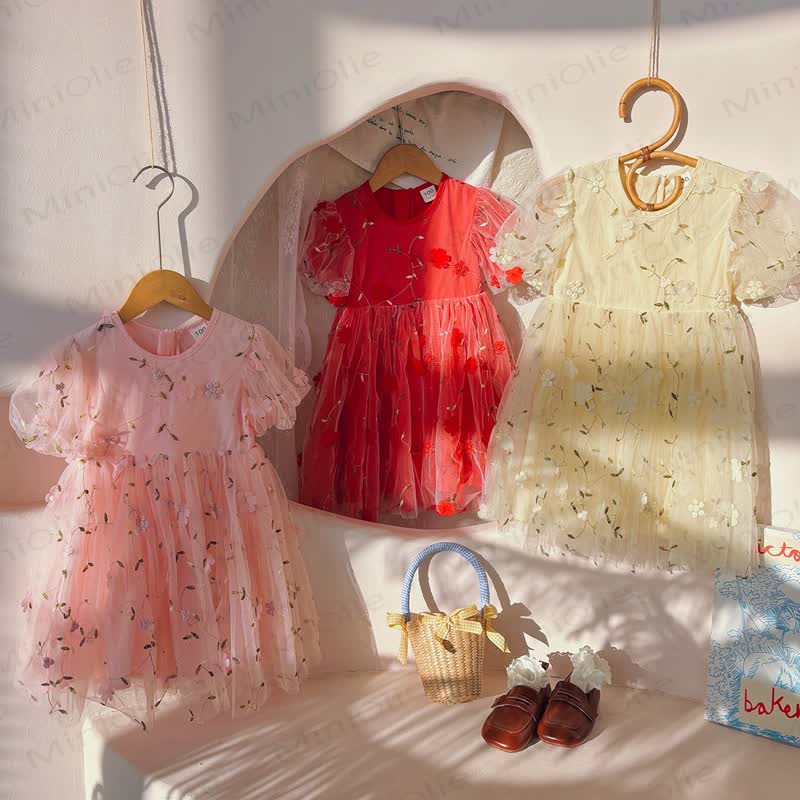 Vestito con maniche a sbuffo in rete a fiori per bambina - image 2