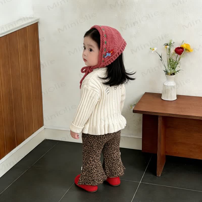 Pantaloni con stampa leopardata per bambina - image 6