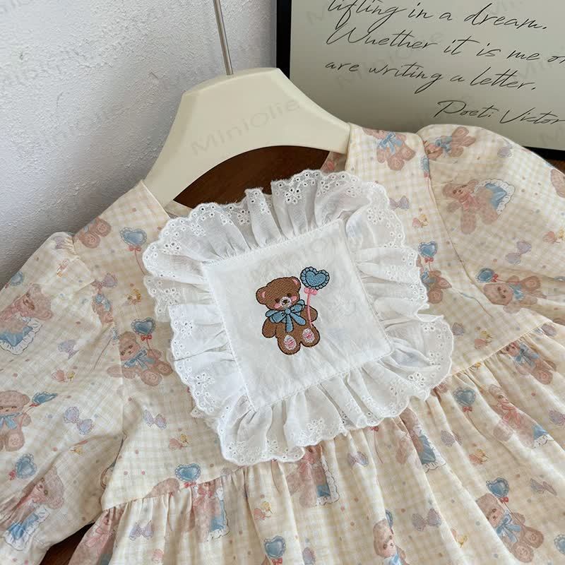 Vestito in pizzo con fiocchi e orsetto innamorato per bambina - image 4