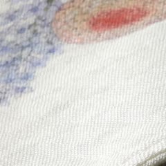 Tutina per neonati con bottoni a nodo, stampa floreale e maniche a volant. - image 5